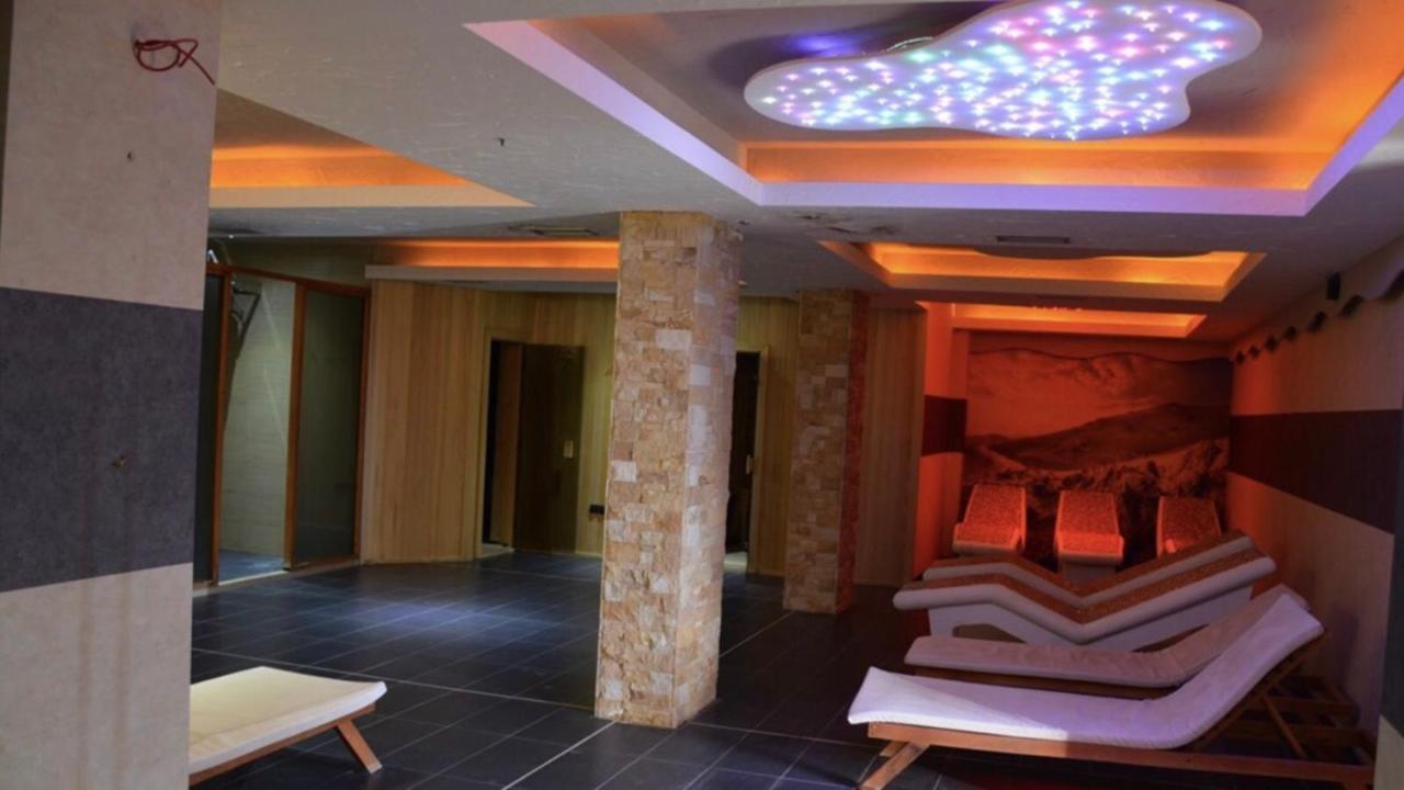 דירות קופאוניק Milmari M12 מראה חיצוני תמונה